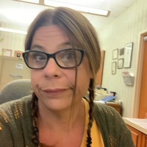 Meet your Posher, Amy